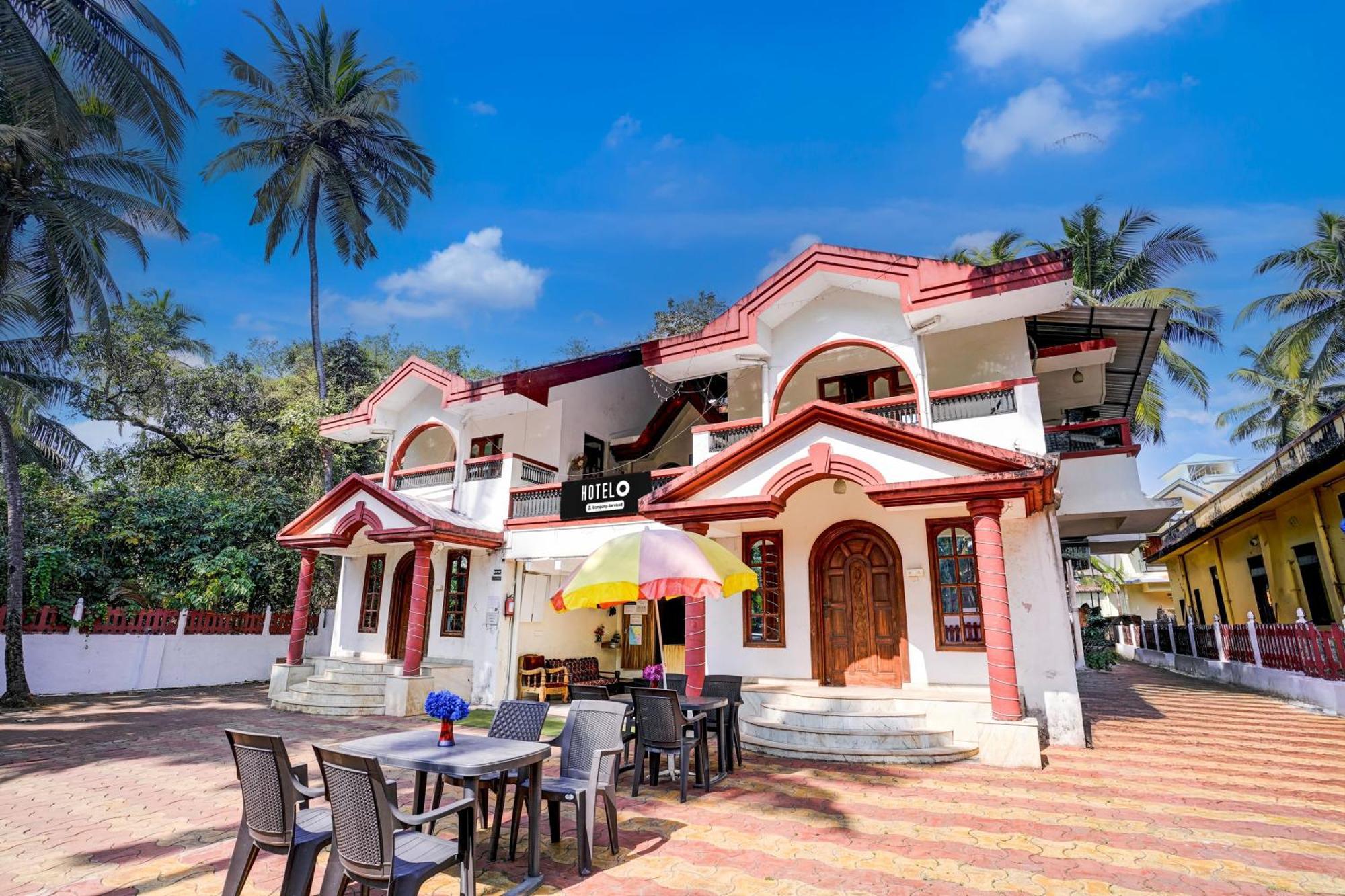 Oyo Flagship Triple Beach Guest House Benaulim Exterior photo