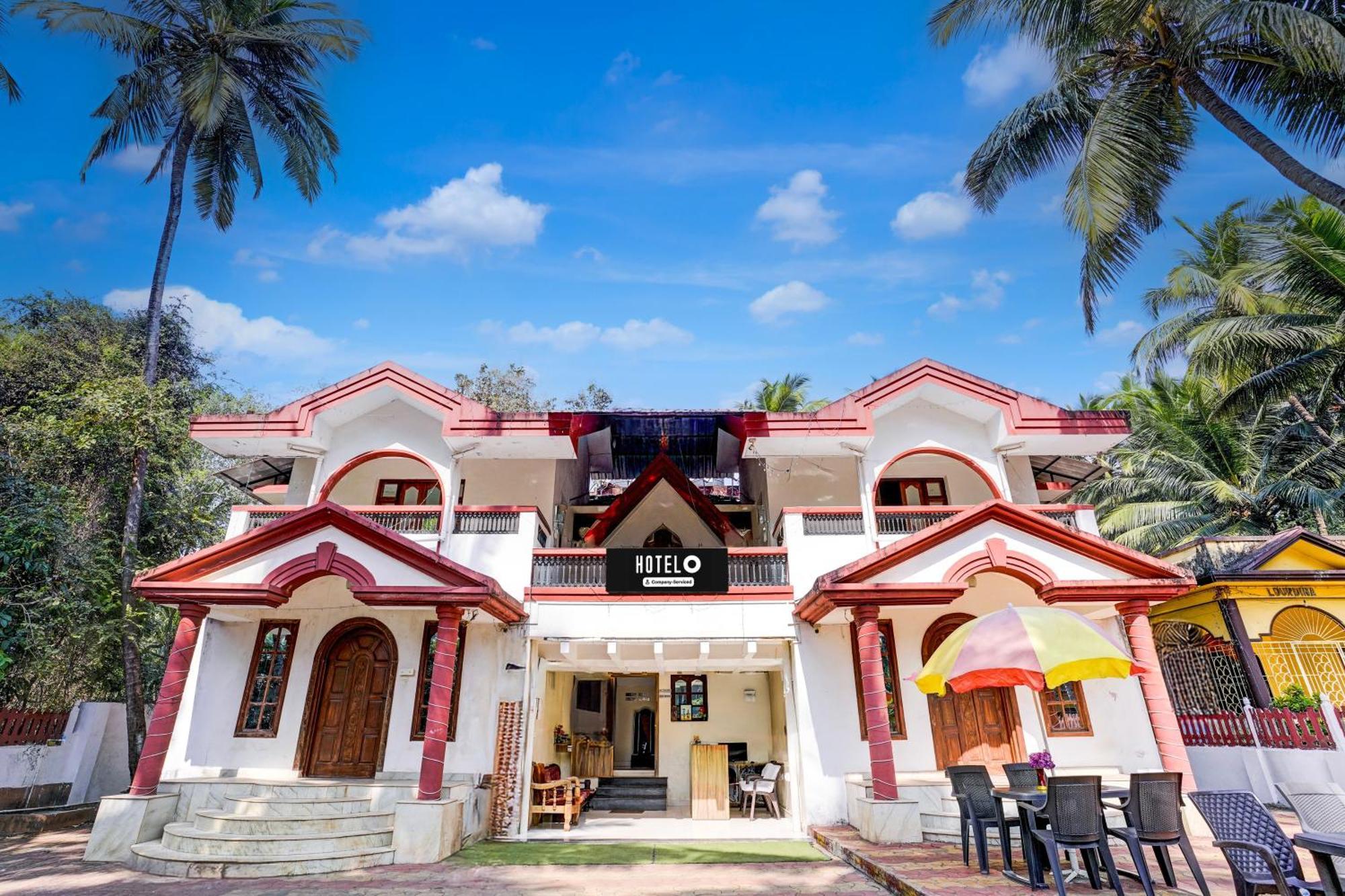 Oyo Flagship Triple Beach Guest House Benaulim Exterior photo