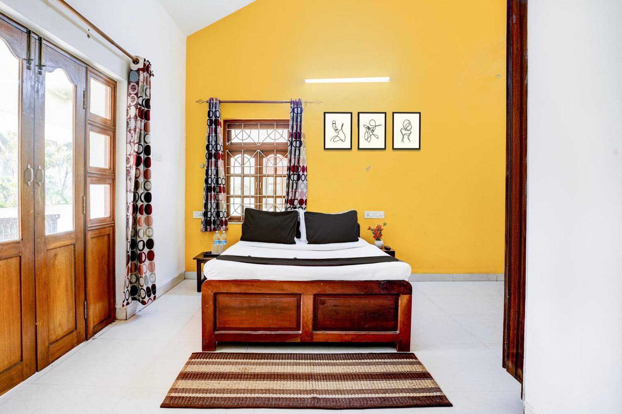 Oyo Flagship Triple Beach Guest House Benaulim Exterior photo